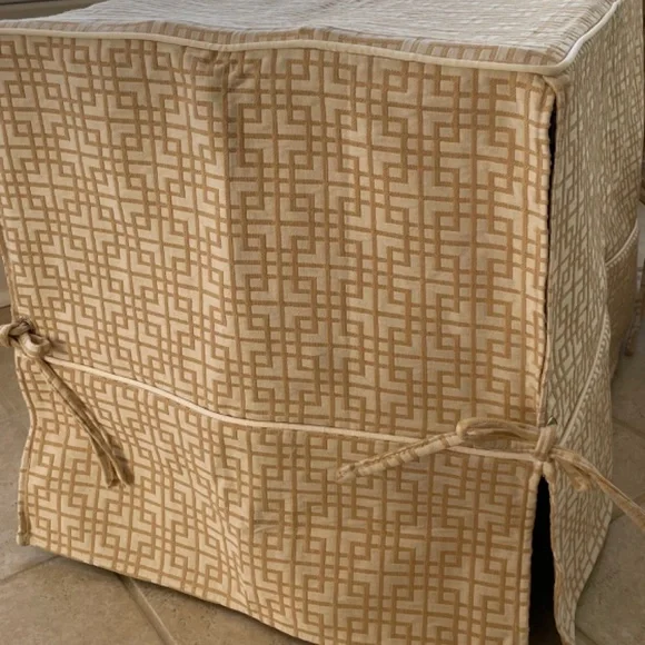 Custom Luxury Crate Cover for Discriminating Dogs